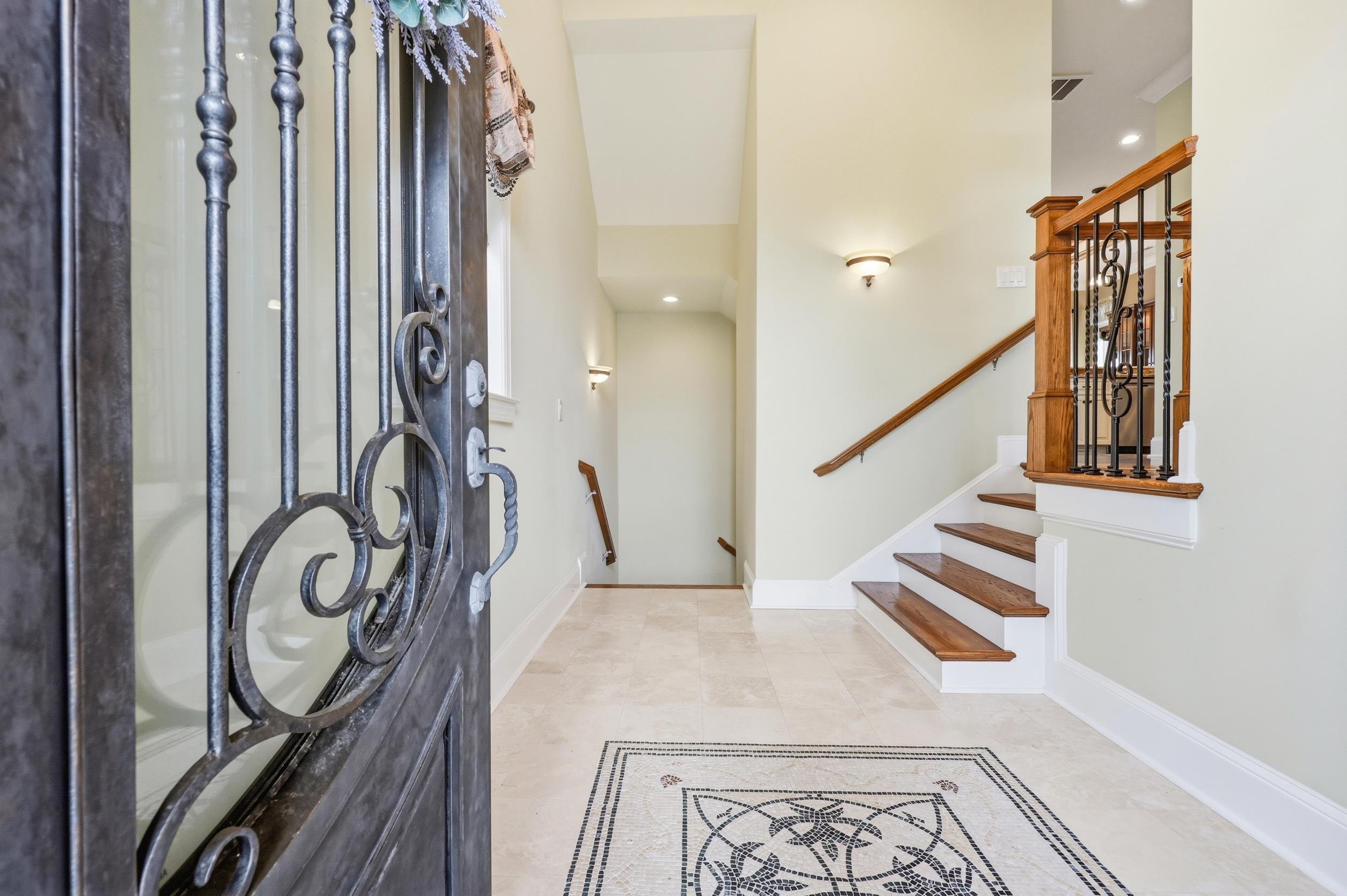 336 W Palms Dr.