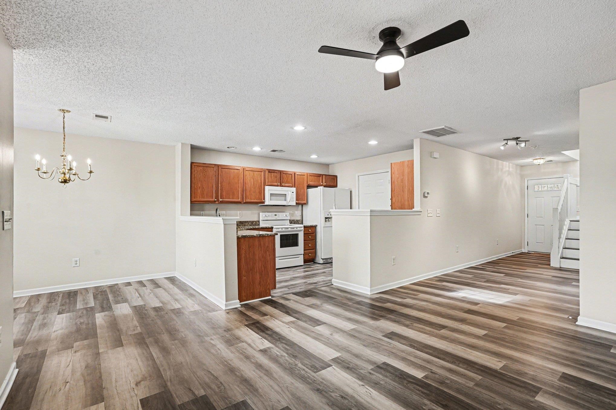 1037 Stanton Pl. 1037