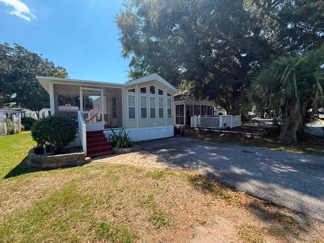 5400 Little River Neck Rd.