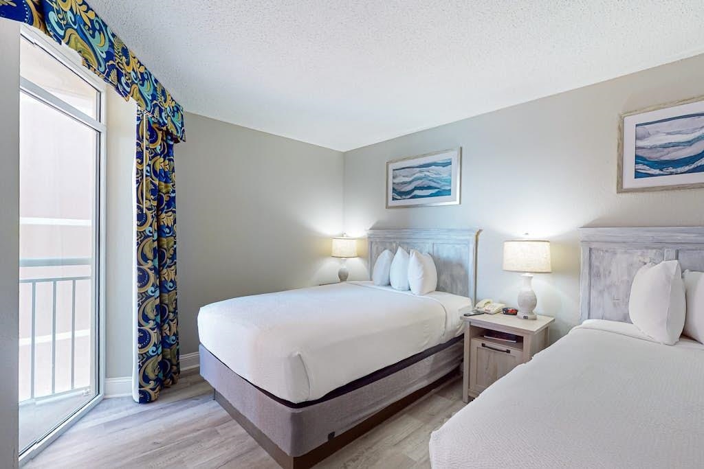 2701 S Ocean Blvd. 1610