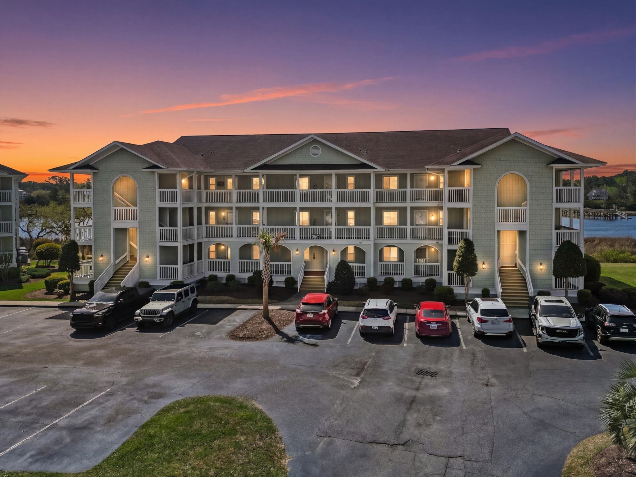 4622 Greenbriar Dr. G-13