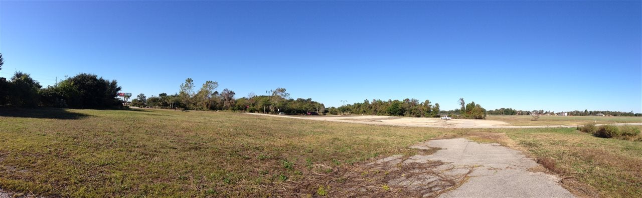 1004 Windy Hill Rd.