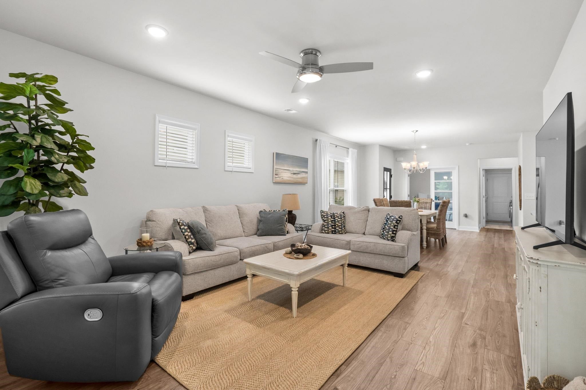 5905 Cremona Dr.