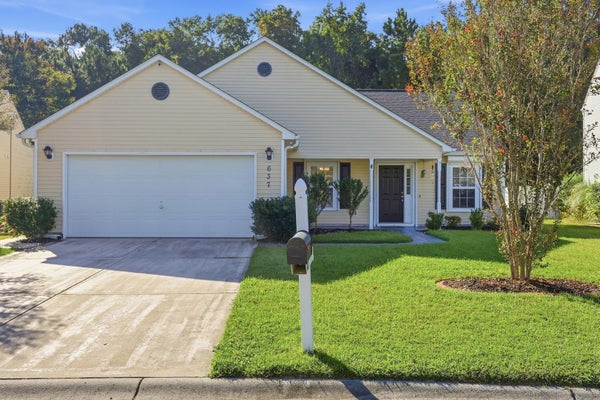 637 KINDRED DR, MYRTLE BEACH, SC 29588 - Image e5437eca5e7d4d3ad26e93074c1631a3/2118100756
