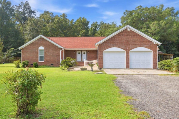 228 JESSAMINE AVE, GEORGETOWN, SC 29440 - Image e56e0e54dbbbfec7afb14eee9c53959f/1025084328