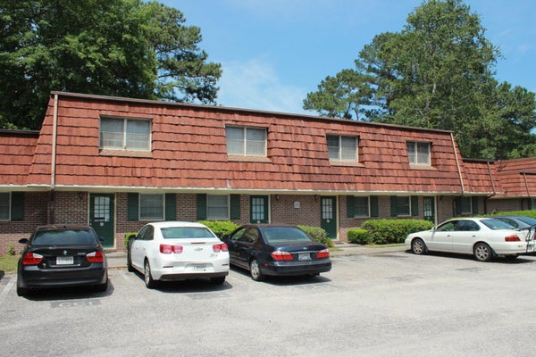 1025 CAROLINA RD APT CC4, CONWAY, SC 29526 - Image e57d7f5b896dd6a2168fec4ee9f7fc91/1266960740