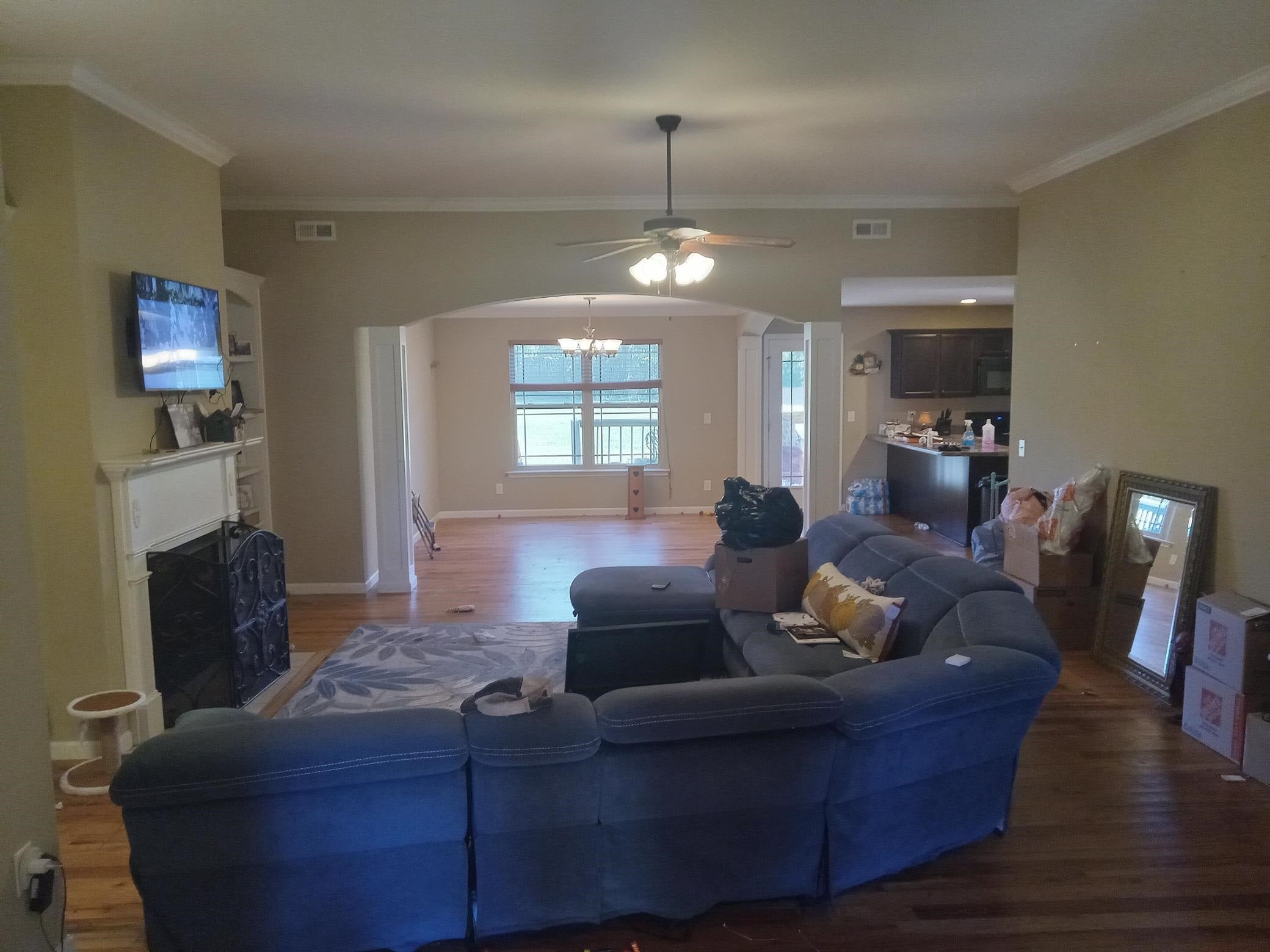 115 Falcon Ln