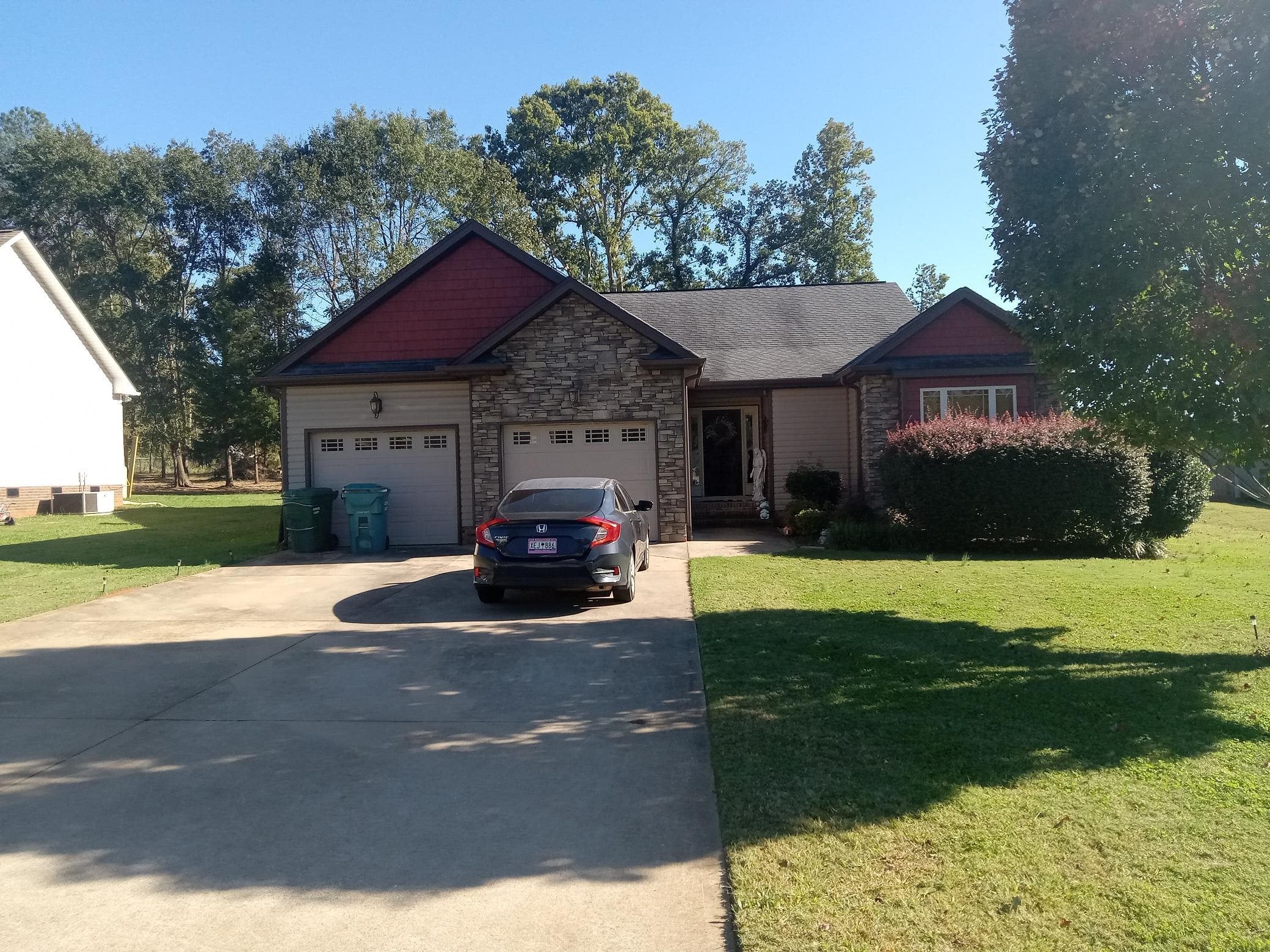 115 Falcon Ln