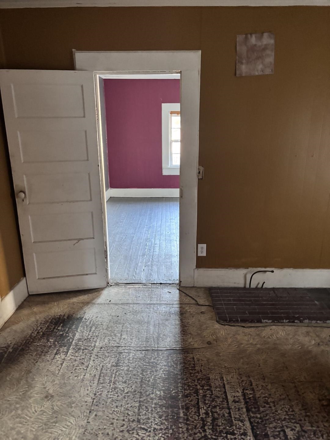 1925 E. Highway 9 Business