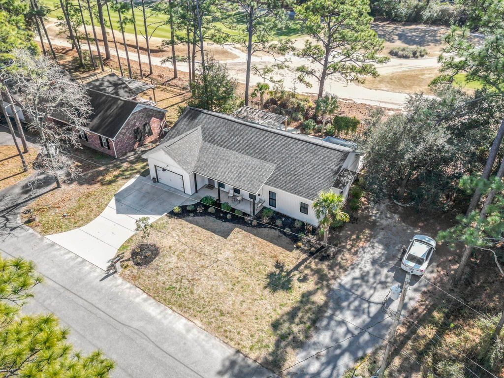 Photo of 162 Moss Dale Ln, Pawleys Island, SC 29585 (MLS # 2603450)