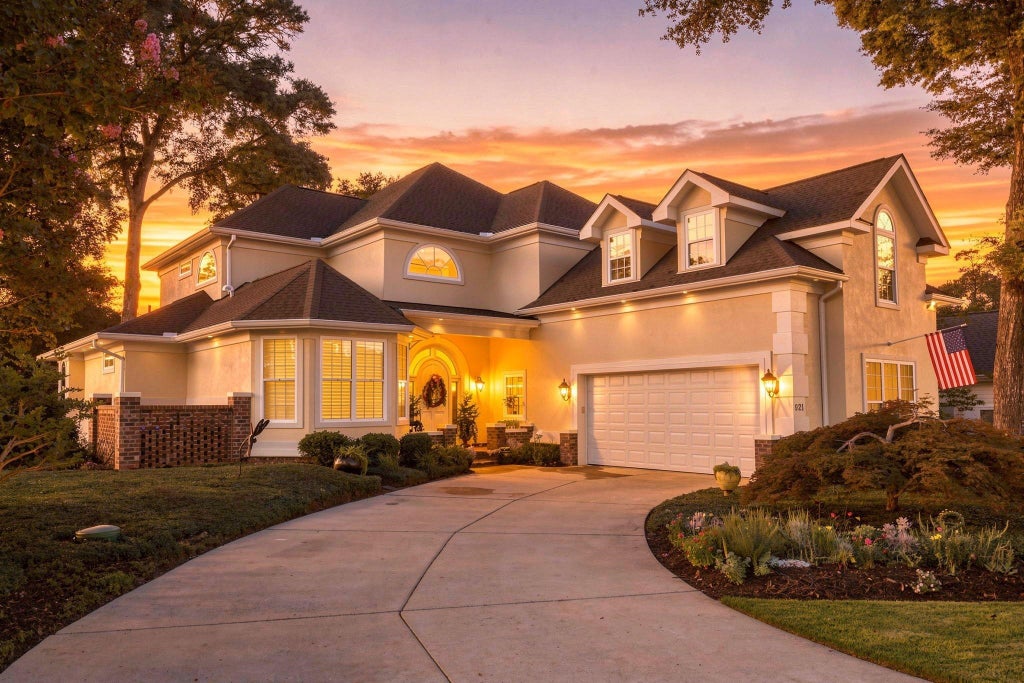 Photo of 921 Morrall Dr, North Myrtle Beach, SC 29582 (MLS # 2623148)