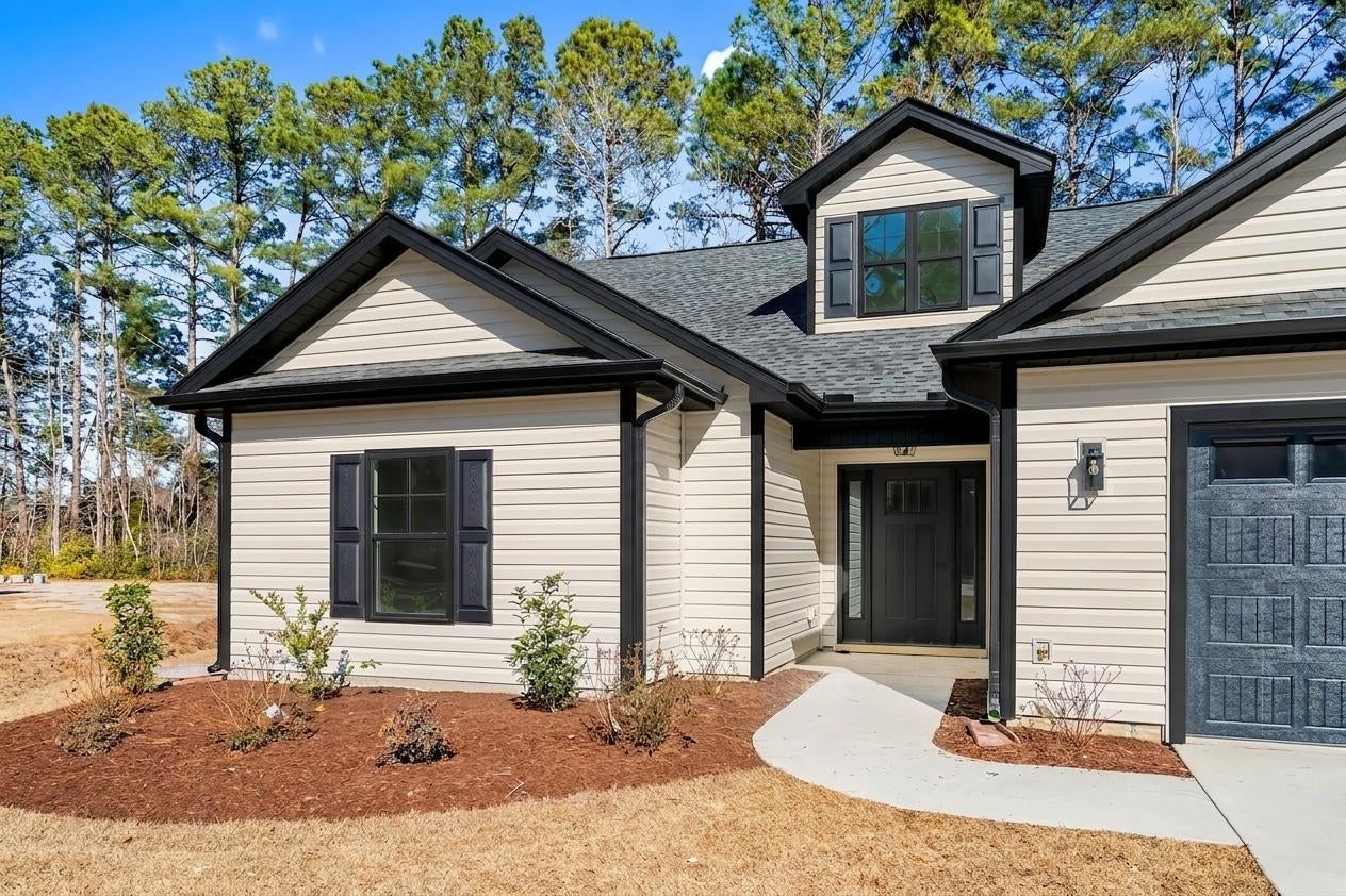714 Boundary Loop Rd. NW