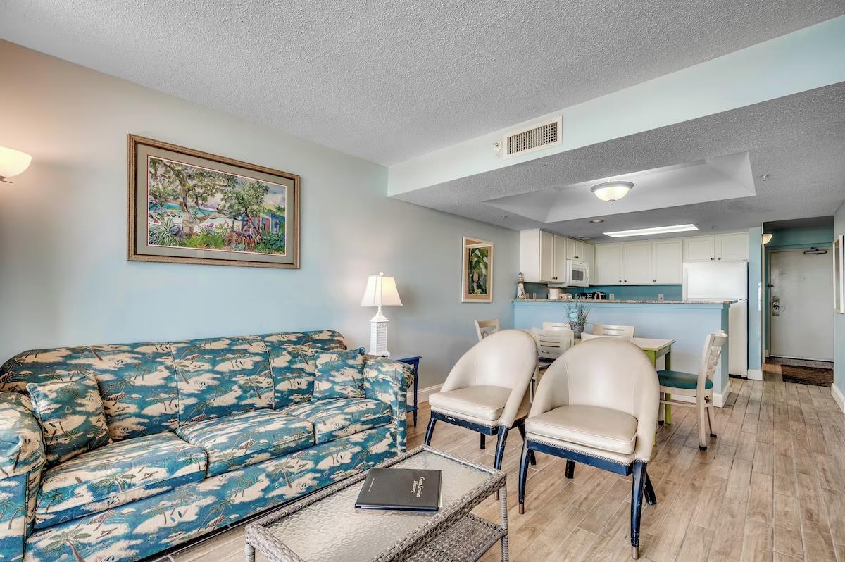 2000 N Ocean Blvd. 207