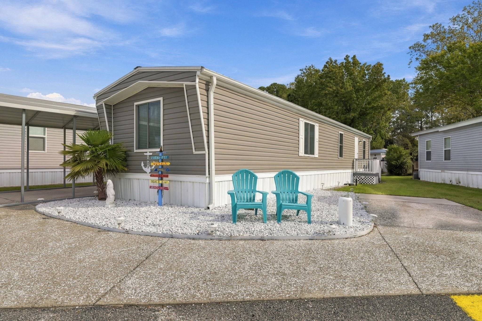 1421 Circle Dr.