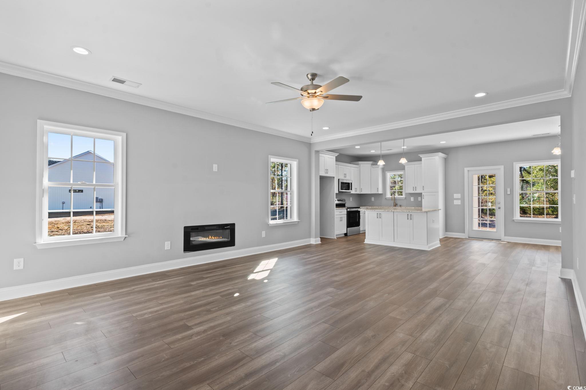 2116 Highway 9 Business