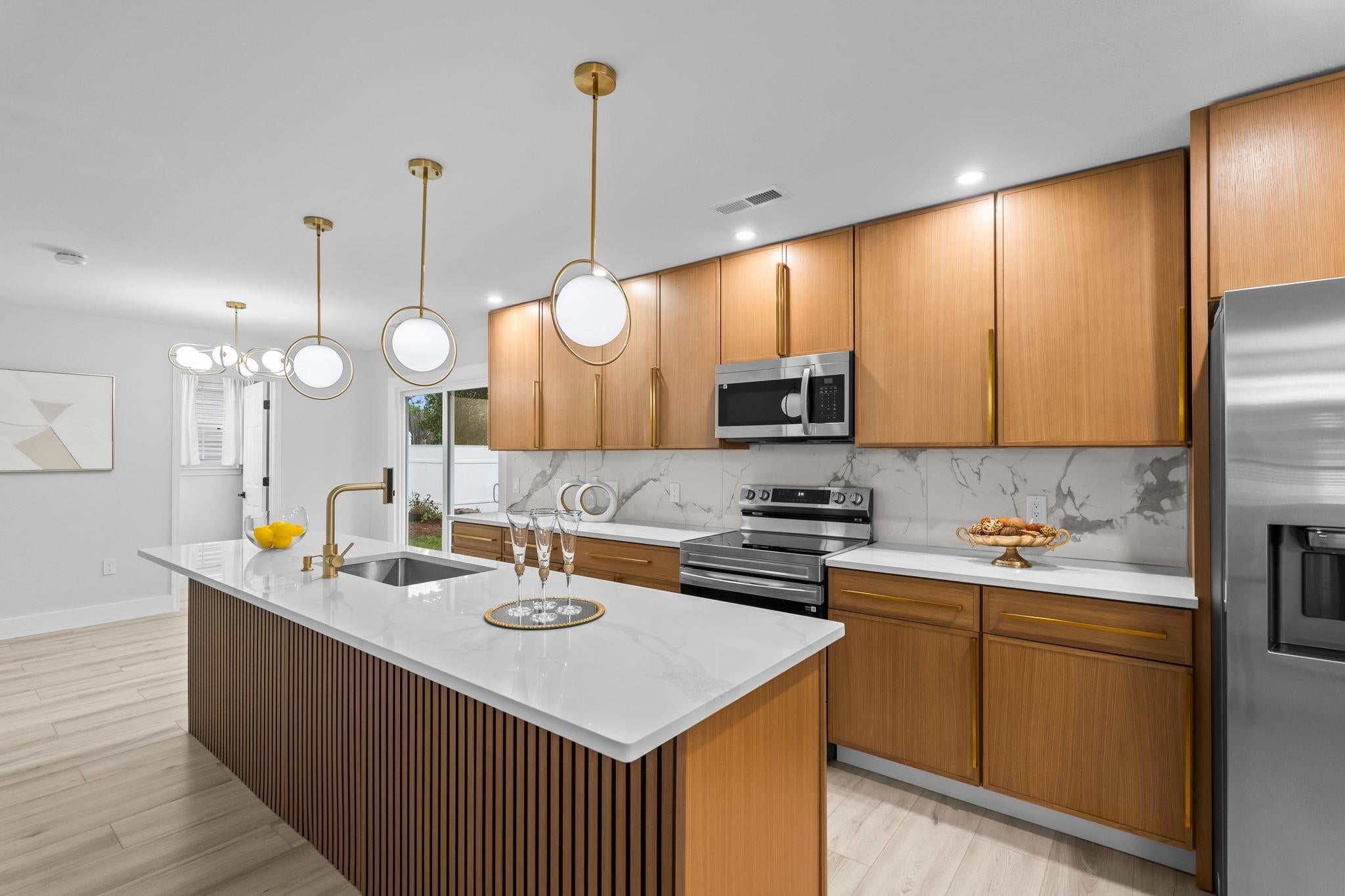 4456 W Walkerton Dr.