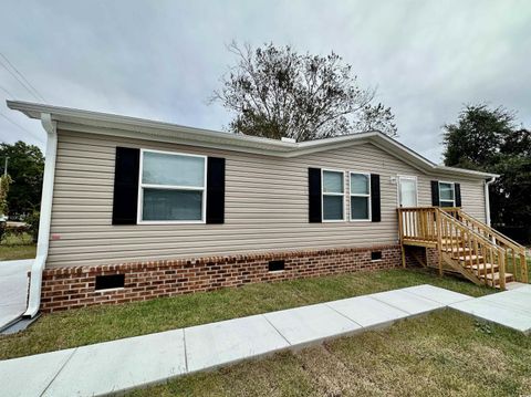 2410 Park St. North Myrtle Beach SC 29582