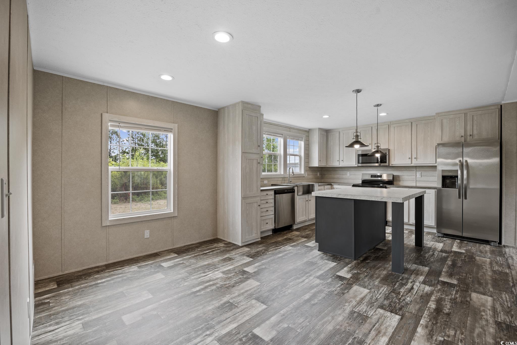 1315 Rabbit Ln.