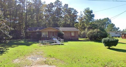 7077 Pleasant Hill Dr. Hemingway SC 29554