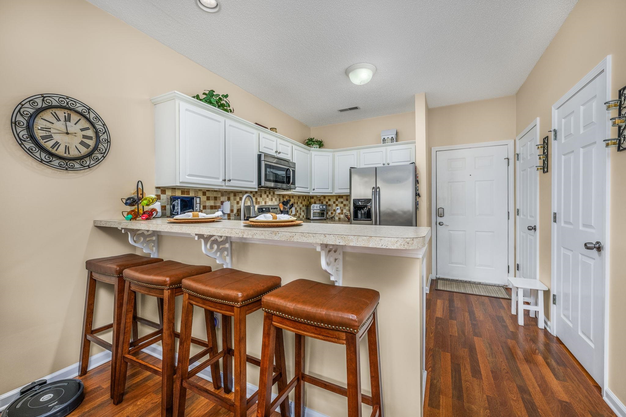 246 Sun Colony Blvd. 204