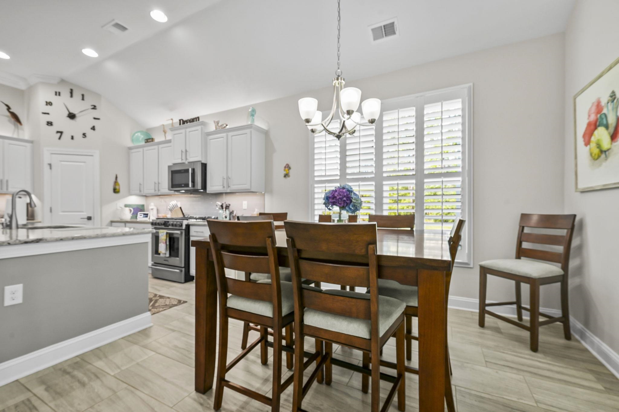 941 Bronwyn Circle