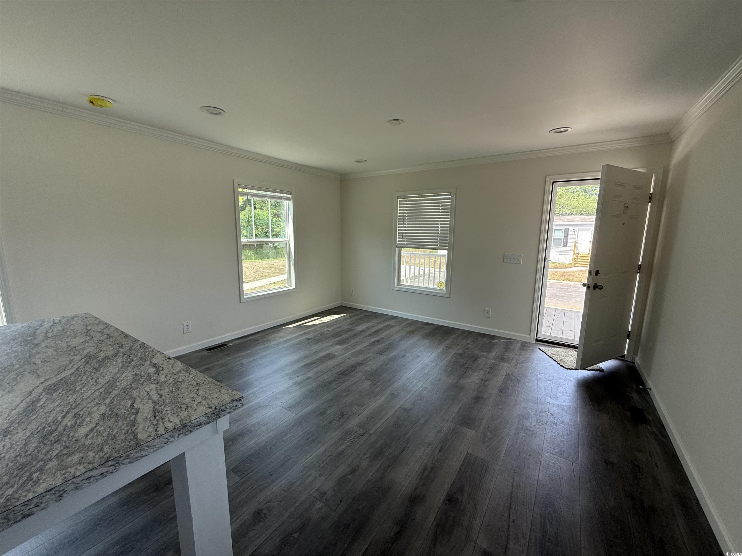 508 King Air Ct
