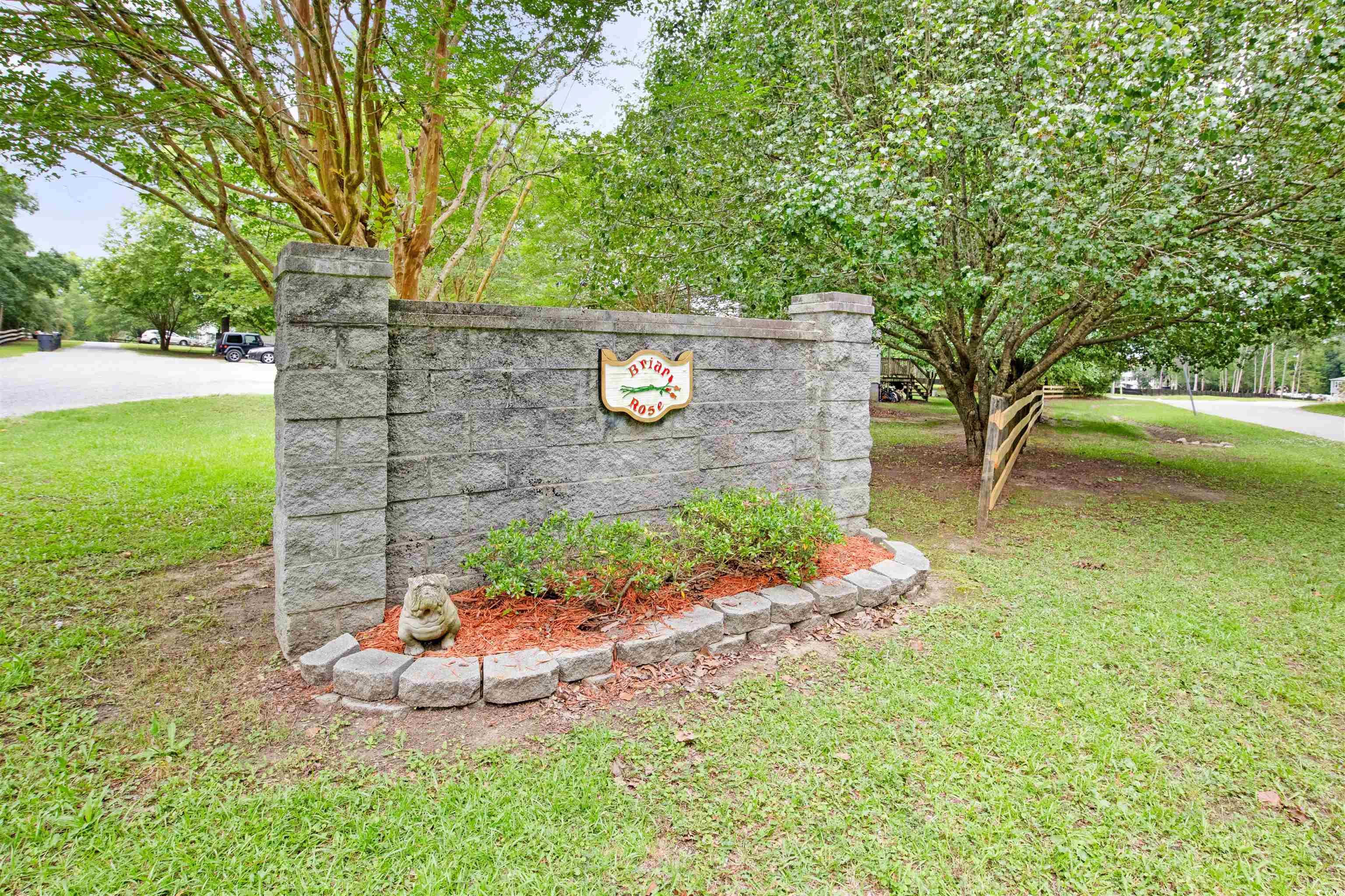 2201 John Henry Ln.