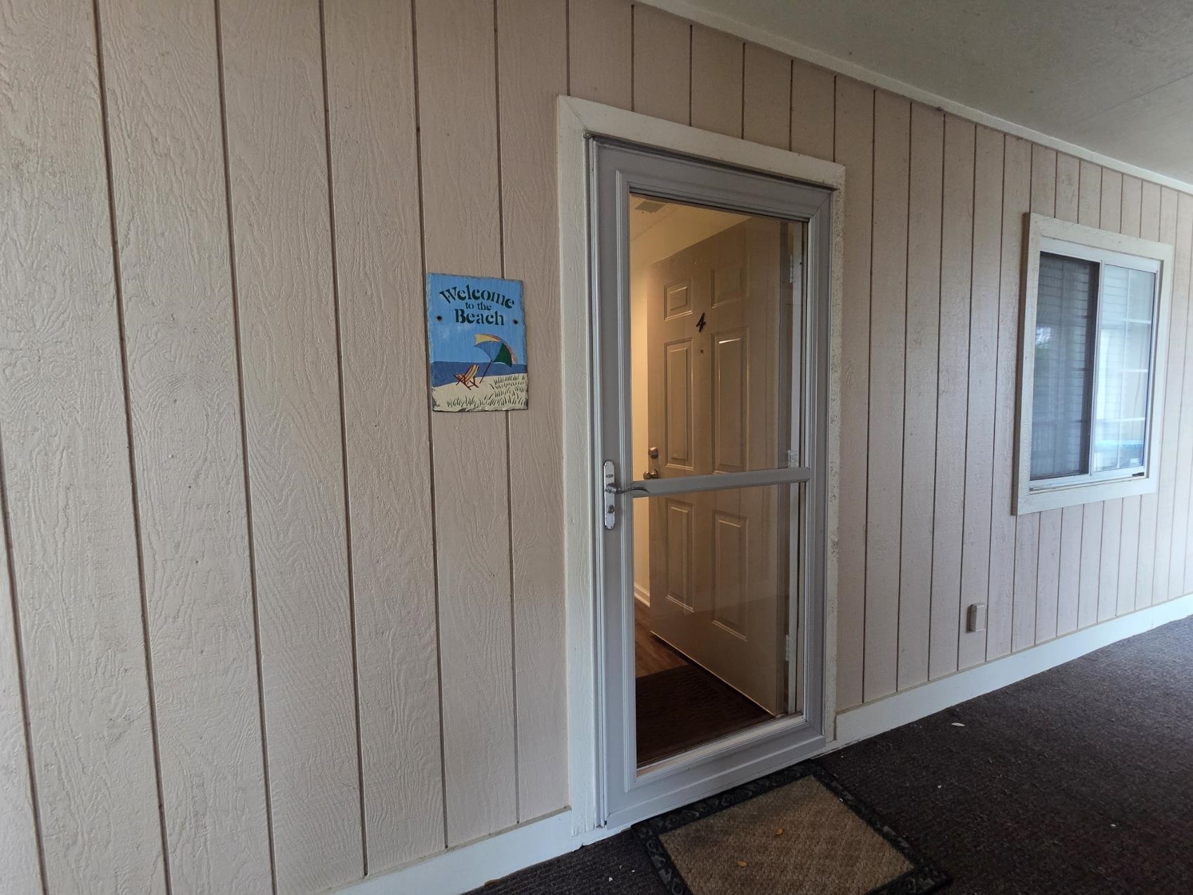 1900 Duffy St. H-4
