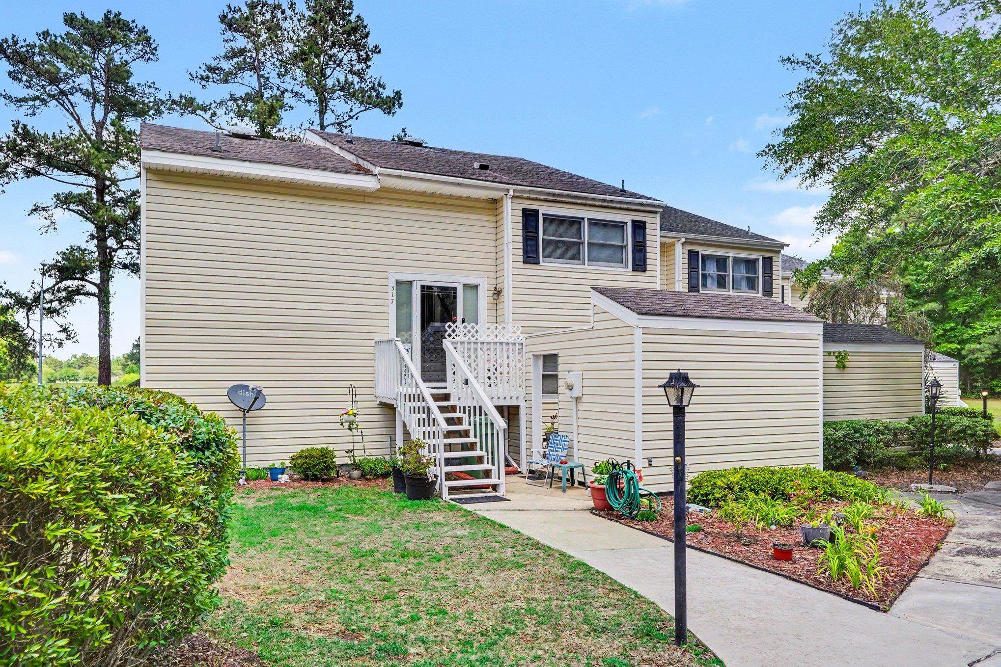 317 Lakeview Dr. 317