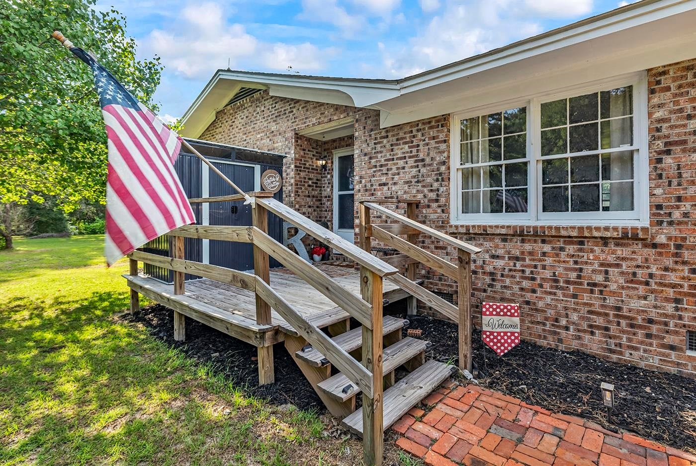 2153 Grainger Rd.