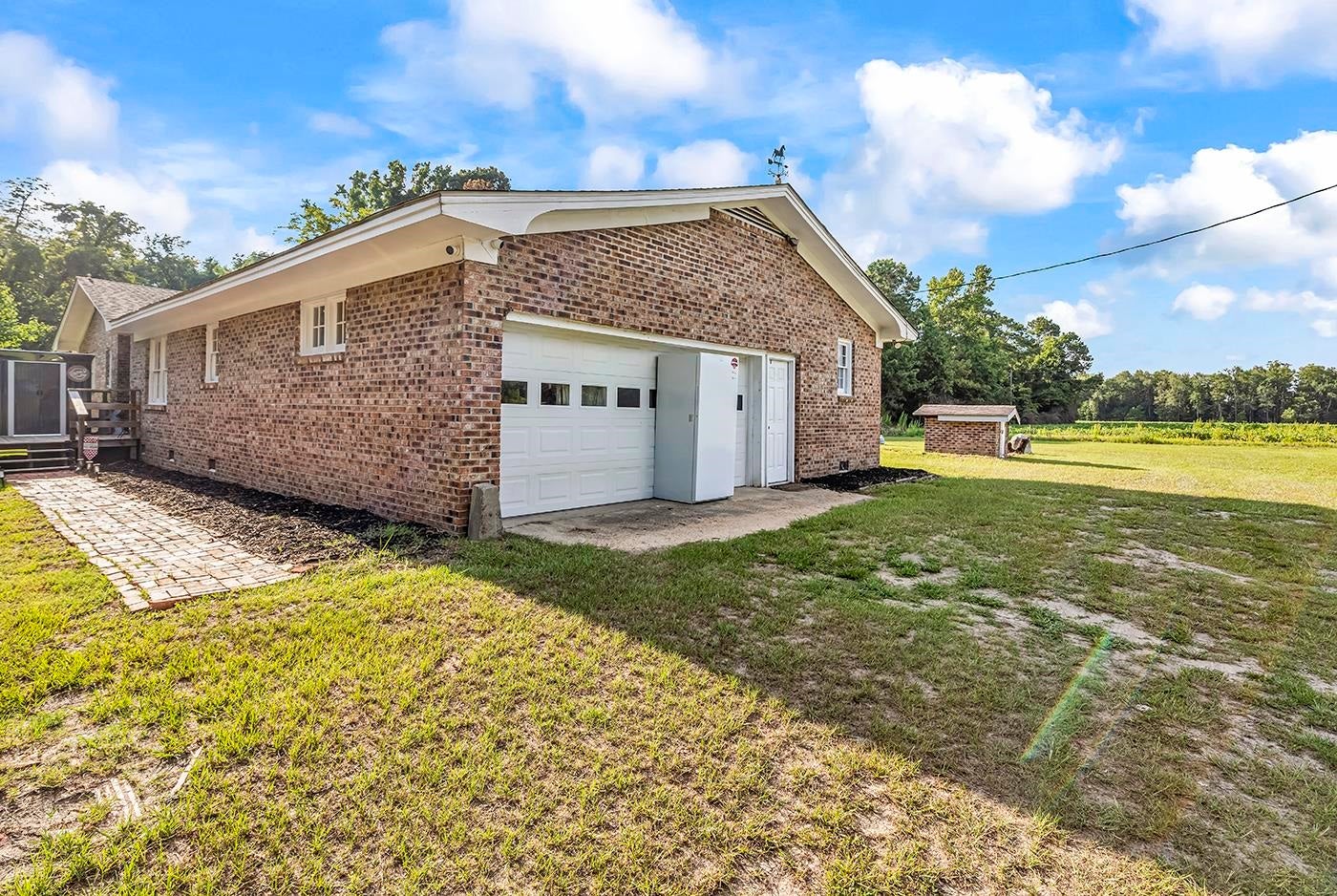 2153 Grainger Rd.