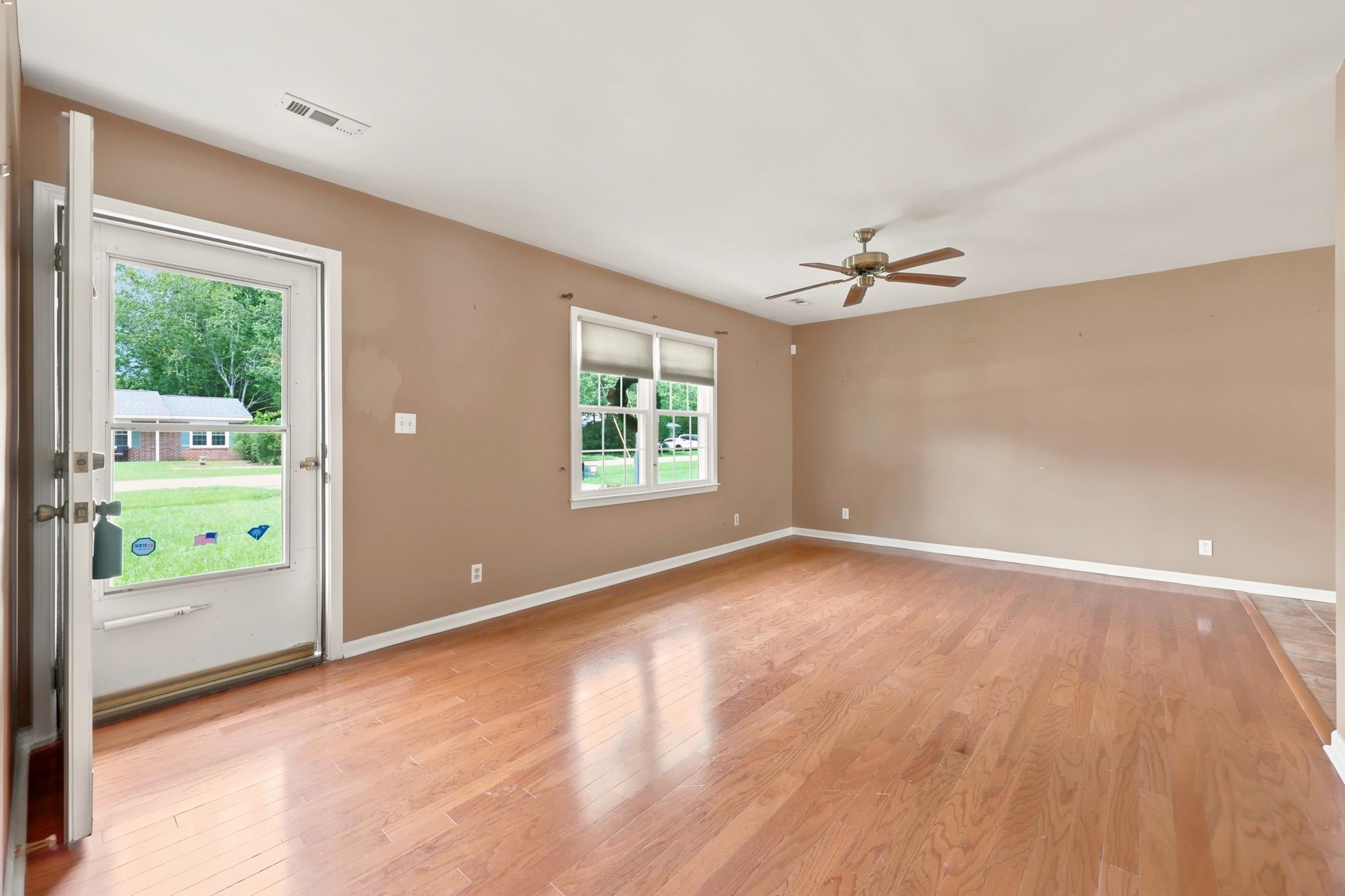 4637 Teakwood Dr.