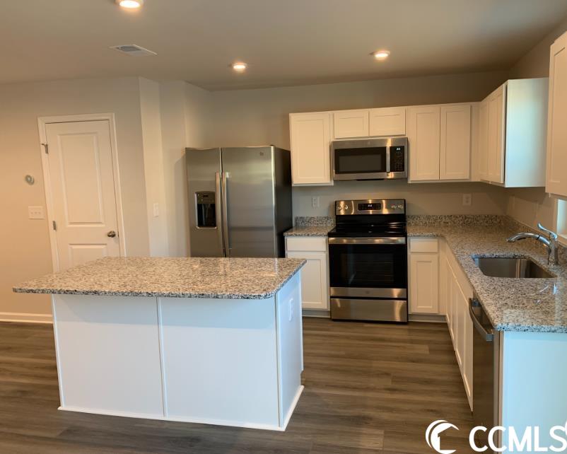 Photo 3 of 10 of 301 B Granada St. B2B condo
