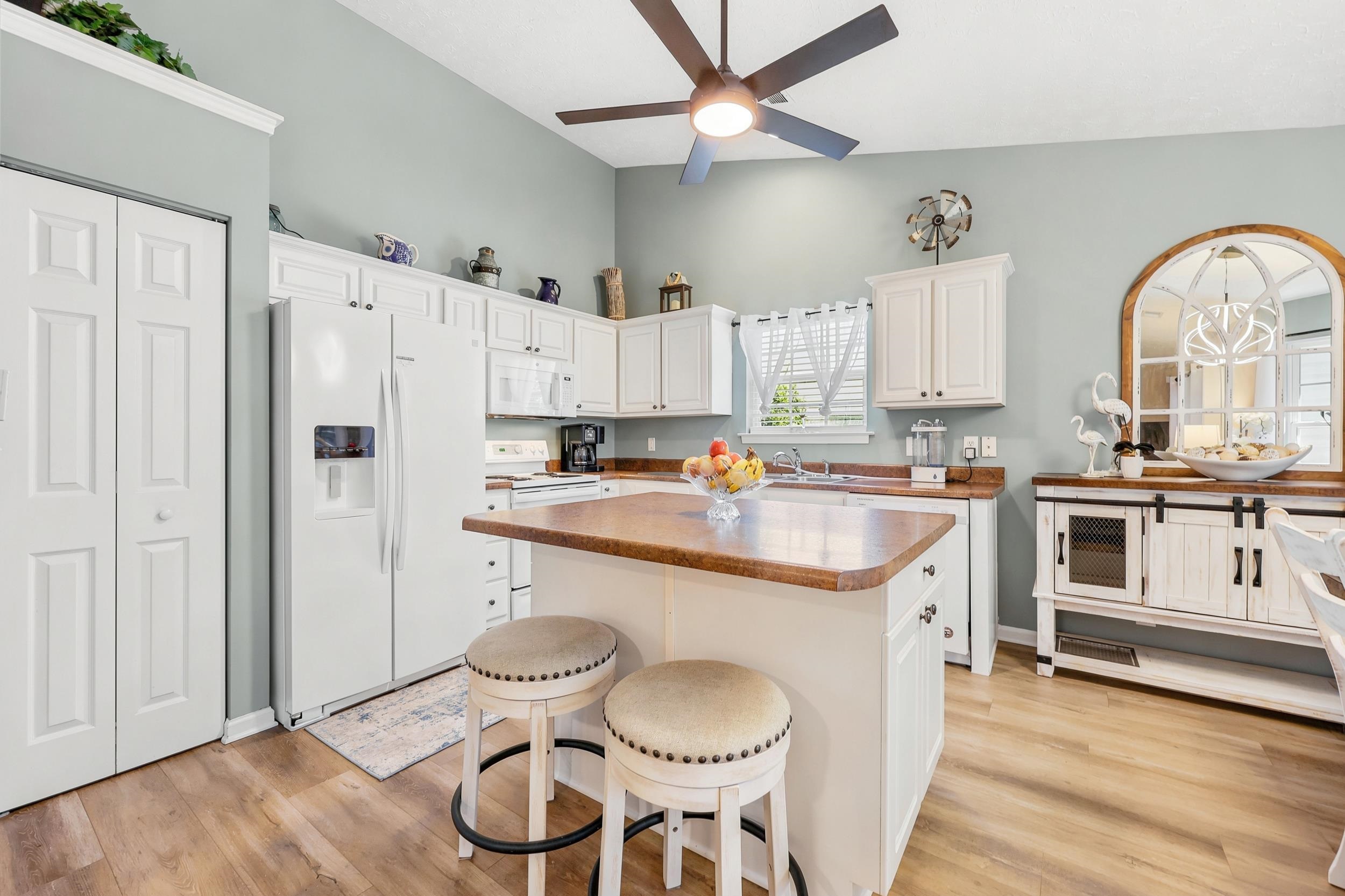 4111 Wrens Crossing