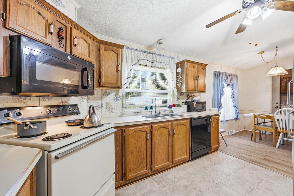 Photo of 4513 Poinsett St, North Myrtle Beach, SC 29582 (MLS # 2611585)