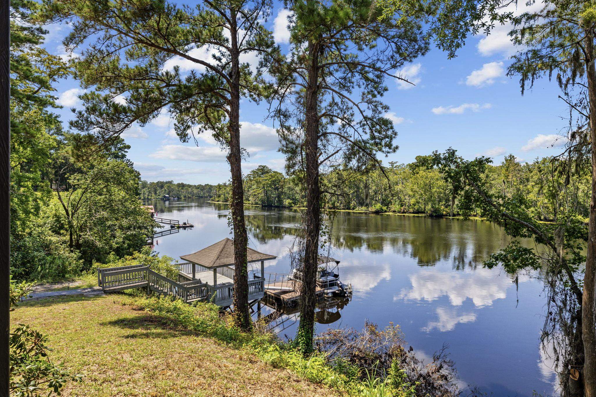 Georgetown, South Carolina, 29440, United States, 7 Bedrooms Bedrooms, ,5 BathroomsBathrooms,Residential,Active,2022384