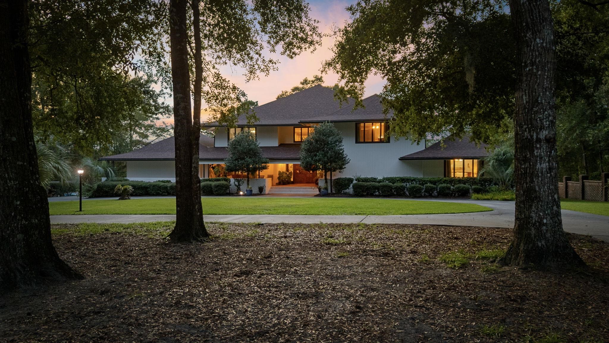 Georgetown, South Carolina, 29440, United States, 7 Bedrooms Bedrooms, ,5 BathroomsBathrooms,Residential,Active,2022384