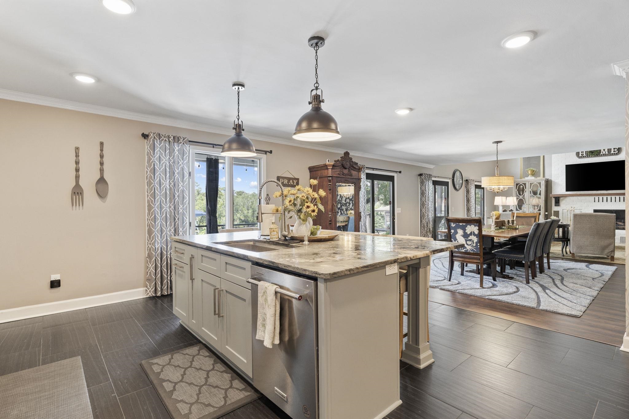 Georgetown, South Carolina, 29440, United States, 7 Bedrooms Bedrooms, ,5 BathroomsBathrooms,Residential,Active,2022384