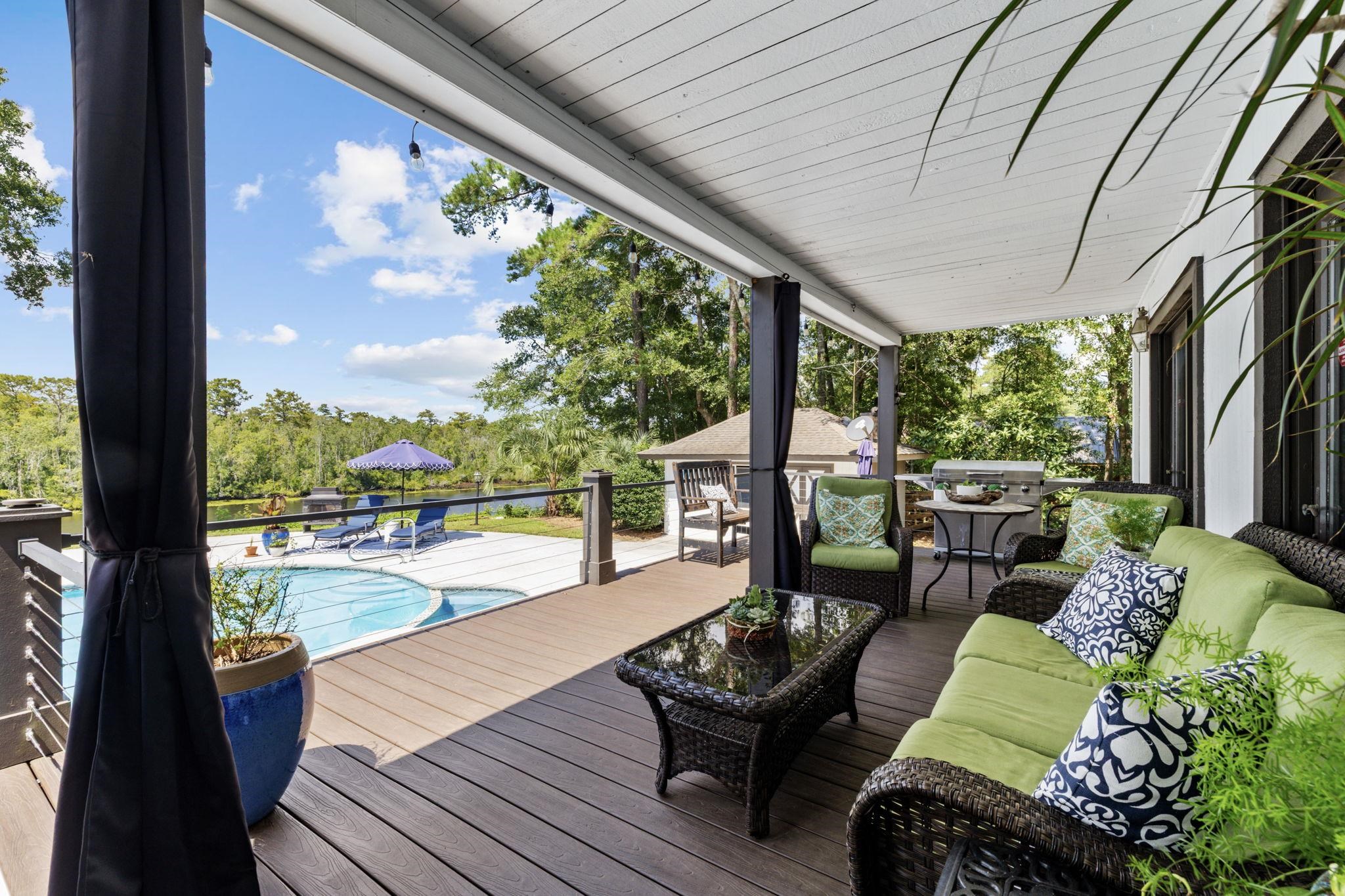 Georgetown, South Carolina, 29440, United States, 7 Bedrooms Bedrooms, ,5 BathroomsBathrooms,Residential,Active,2022384