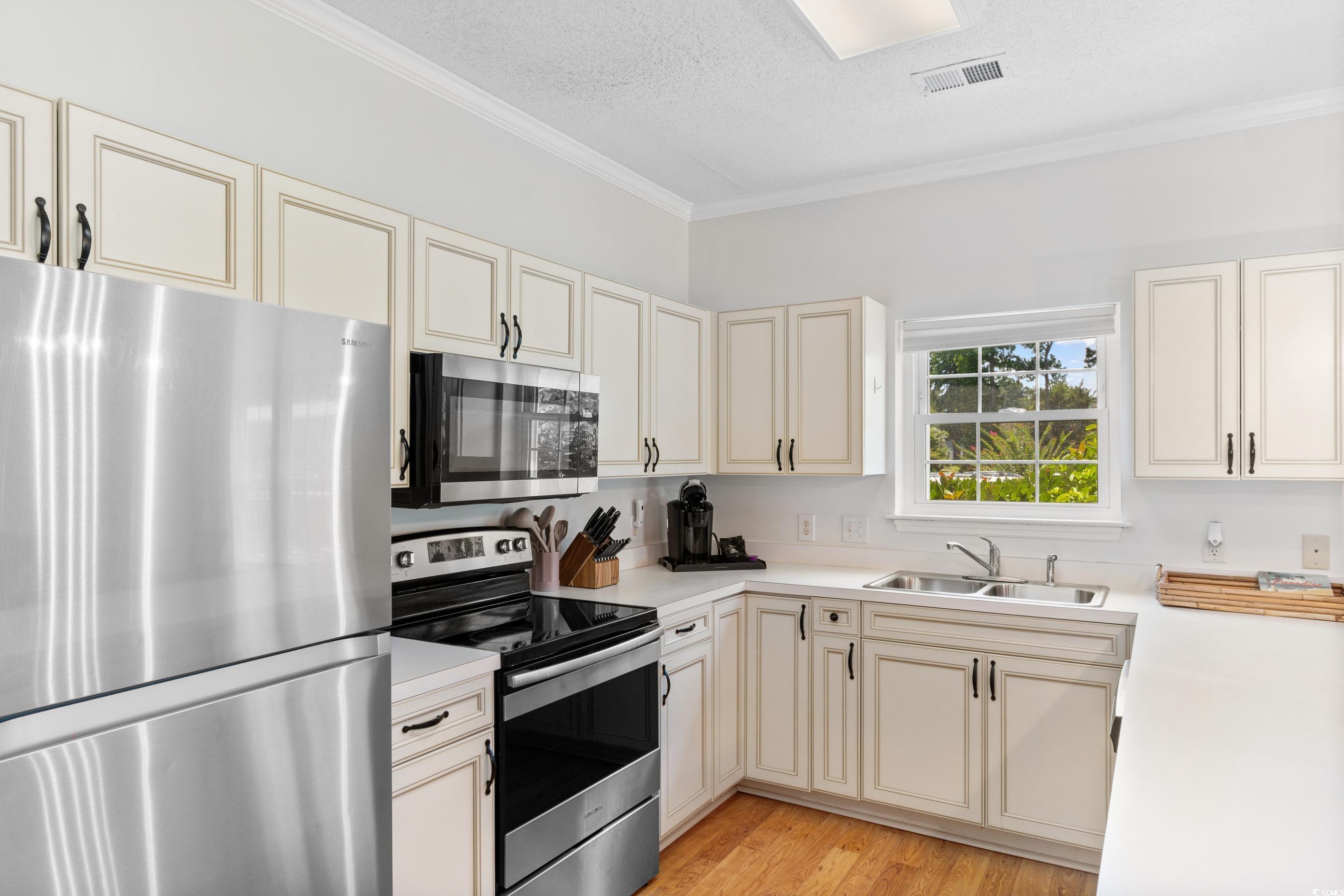 4815 Orchid Way 101