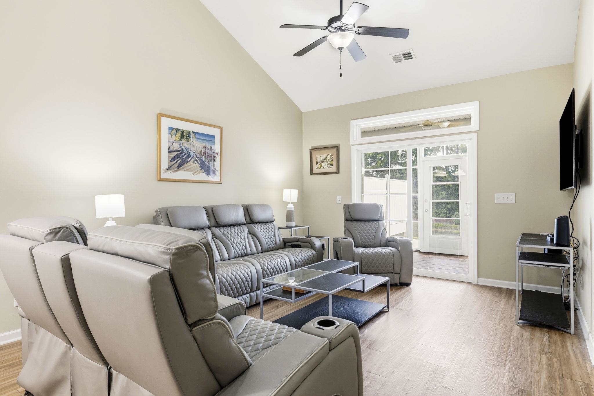 1545 Palmina Loop C