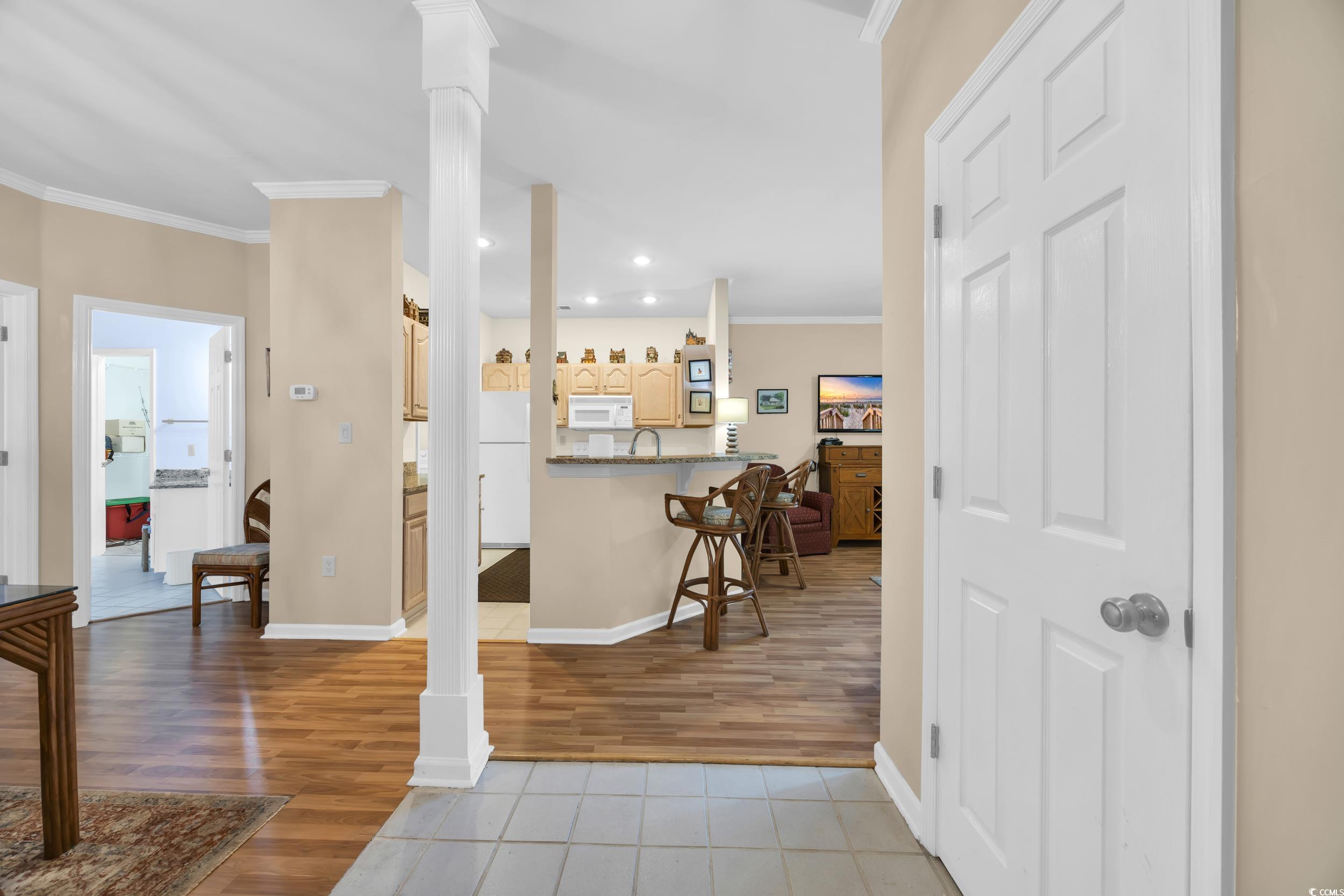 405 Pipers Ln. 405