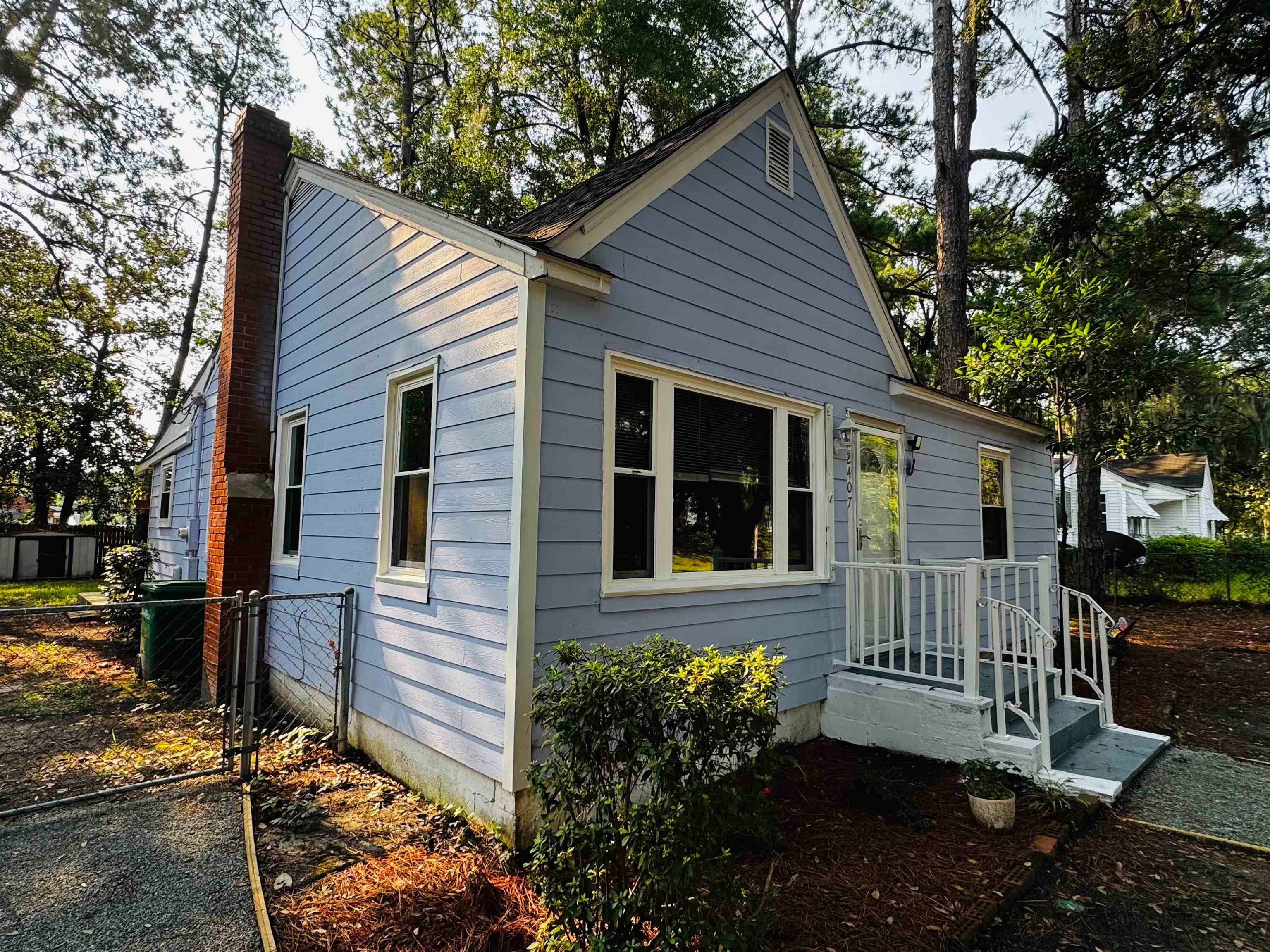 2407 South Island Rd.