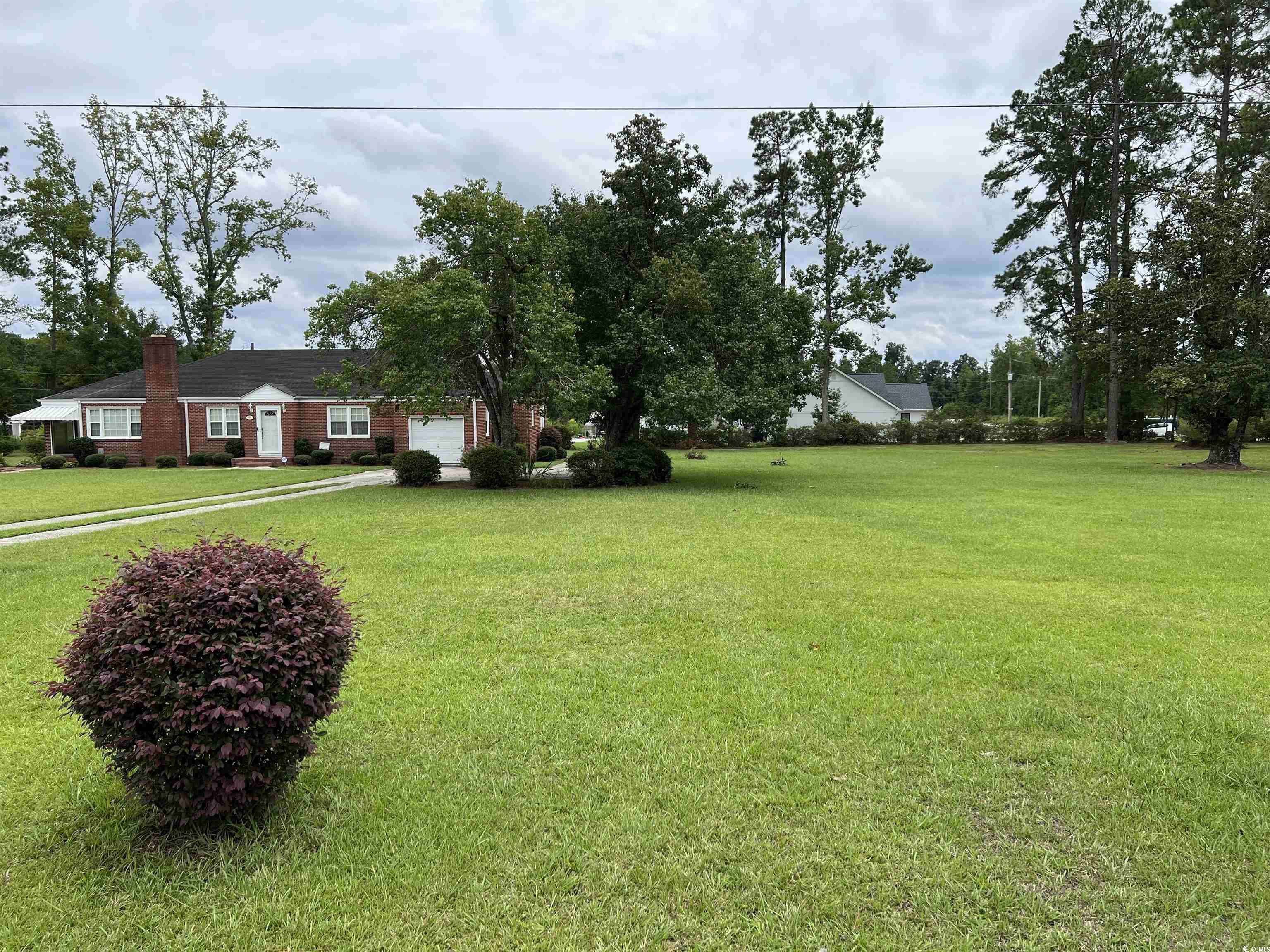 880 Horry Rd.