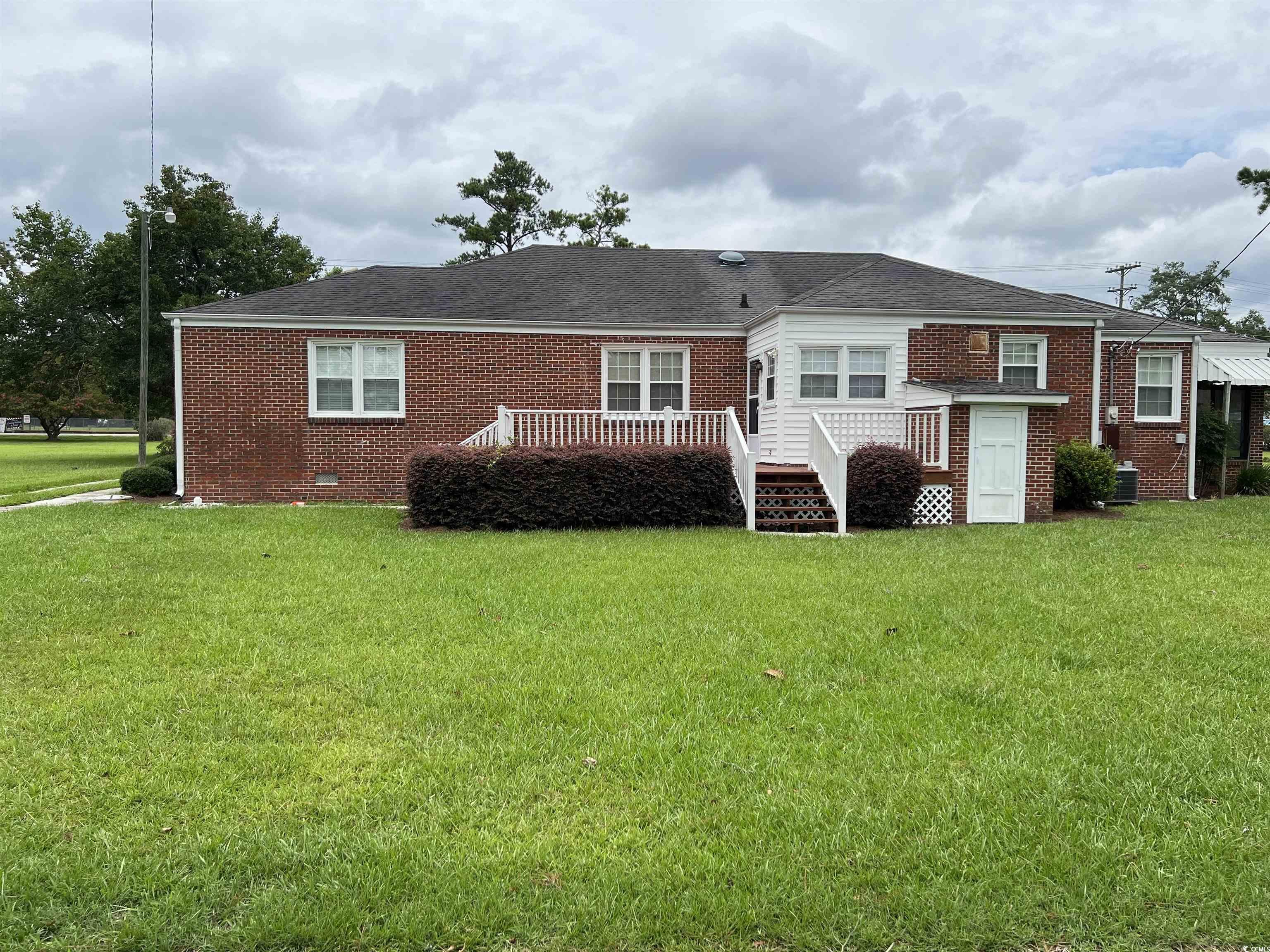 880 Horry Rd.
