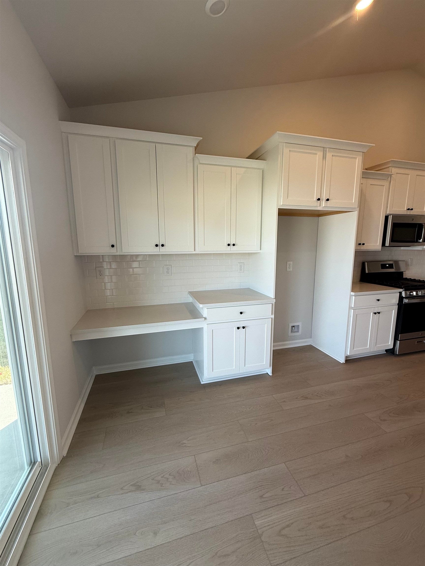 1104 Beach Way Ln.