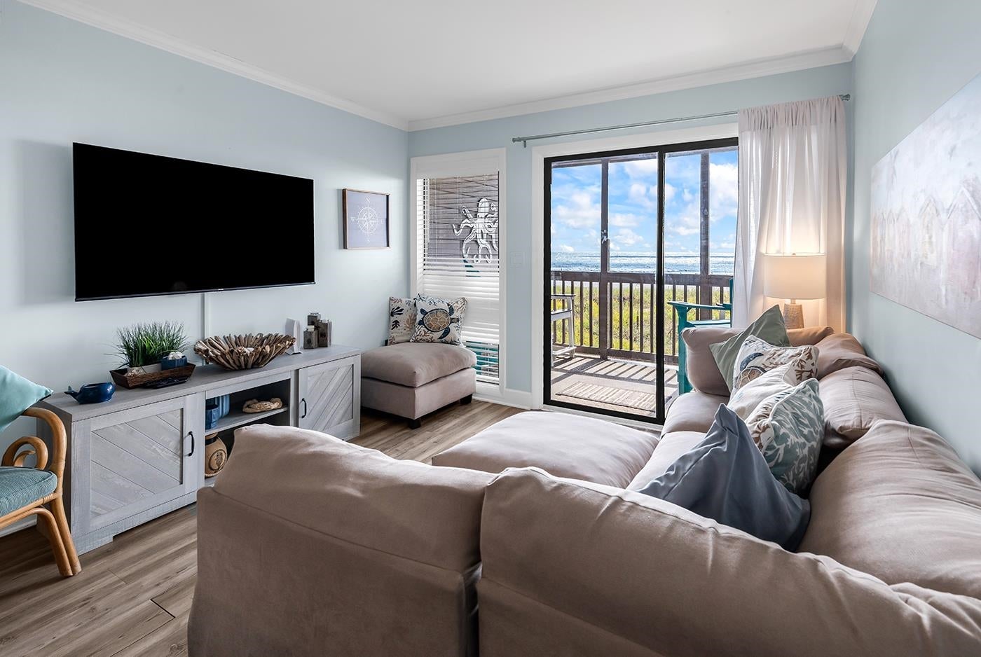 208 N Ocean Blvd. N 126