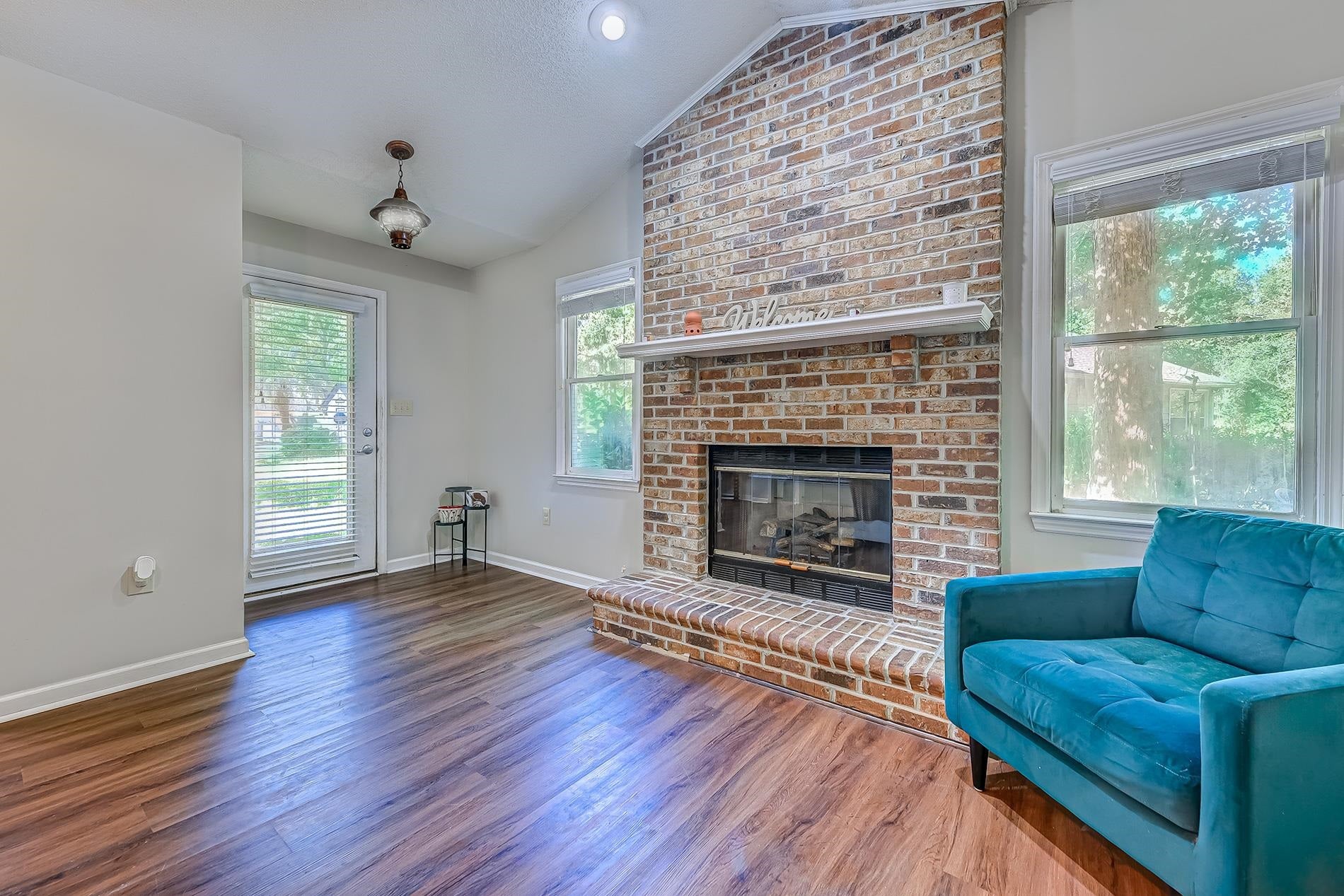 1071 Hickory Trail
