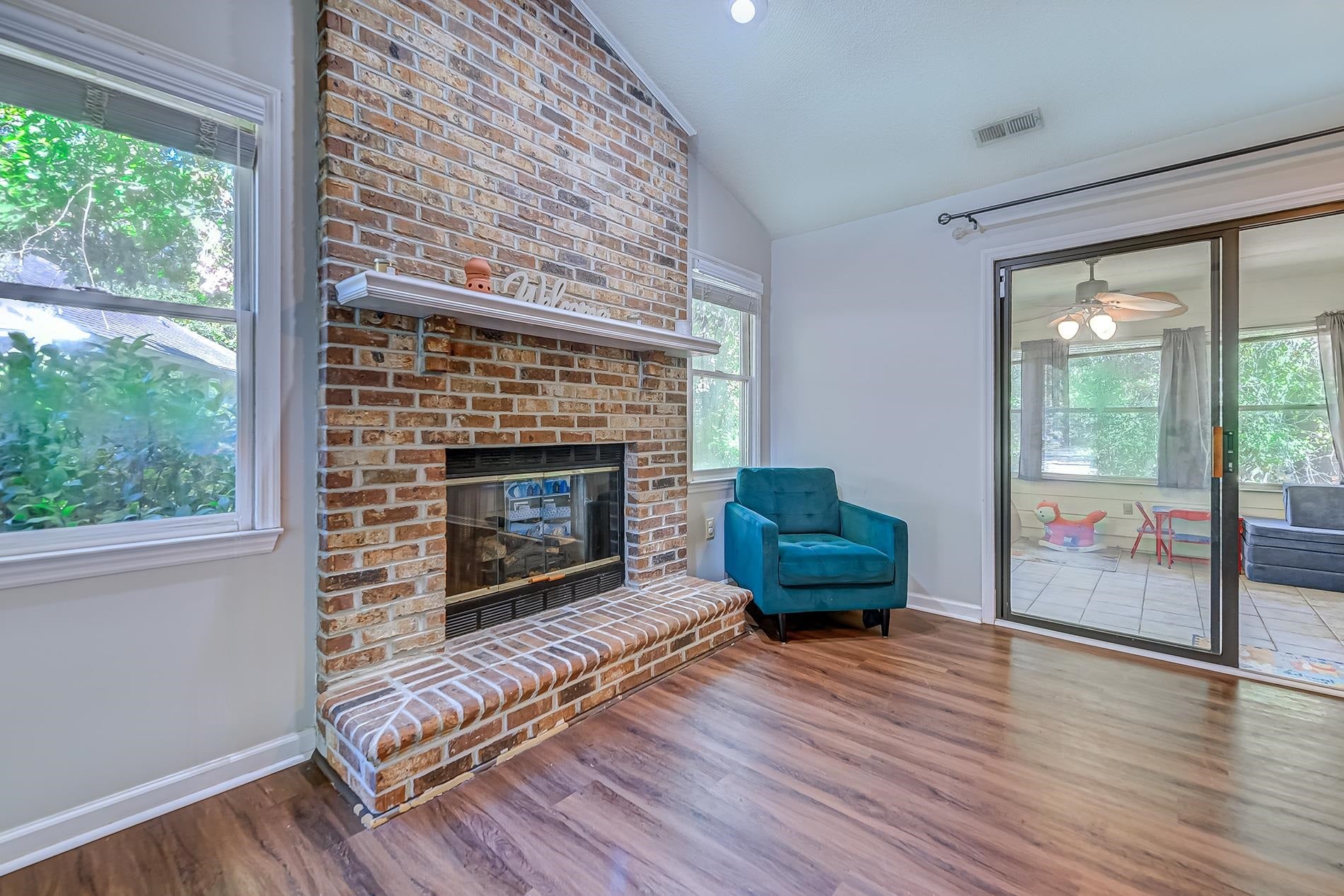 1071 Hickory Trail