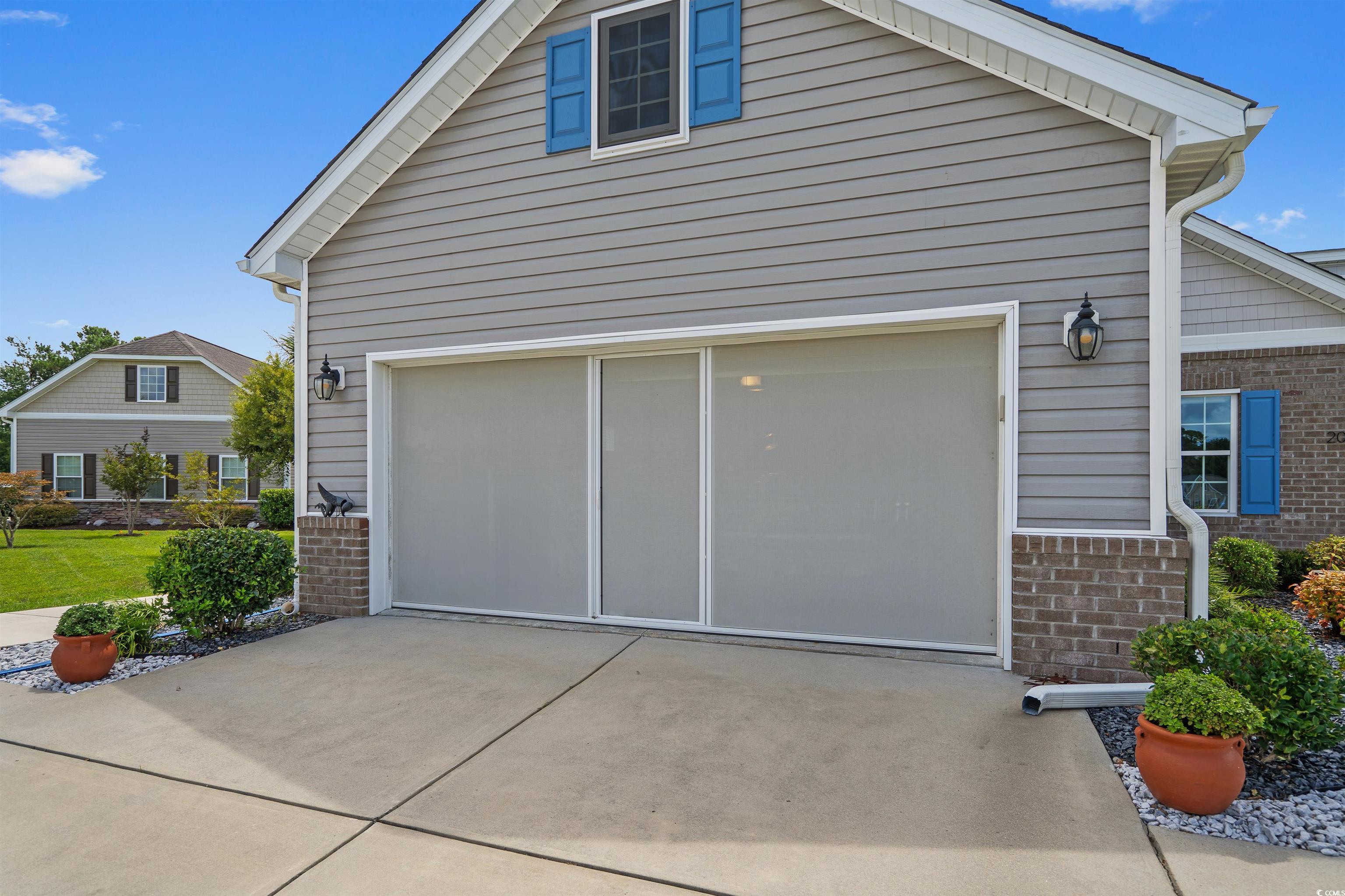 204 Moulton Dr.